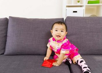 Perkembangan Bayi 5 Bulan yang Semakin Pintar