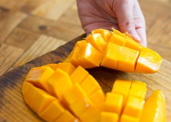 Manfaat Buah Mangga dan 4 Buah Ini Baik Loh Untuk Kesehatan Anak!