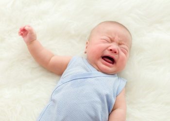 Selain Rewel, Ini Tanda Bayi Sakit Perut yang Sering Mama Hiraukan!