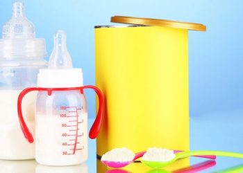 Susu Formula Untuk Bayi Yang Baru Lahir? Boleh Nggak Sih?