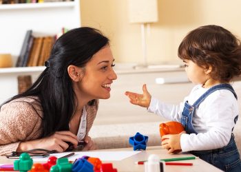 Anak Hiperaktif? Lakukan 5 Hal Ini Untuk Berkomunikasi!