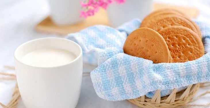 8 MPASI Praktis dan Tak Mudah Basi Untuk Si Kecil Saat di Jalan!