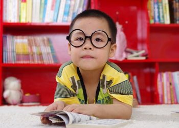 Jangan Khawatir Mata Si Kecil Minus! Ini Dia Pencegahannya