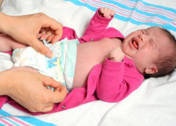 Plus Minus Penggunaan Popok Bayi Sekali Pakai