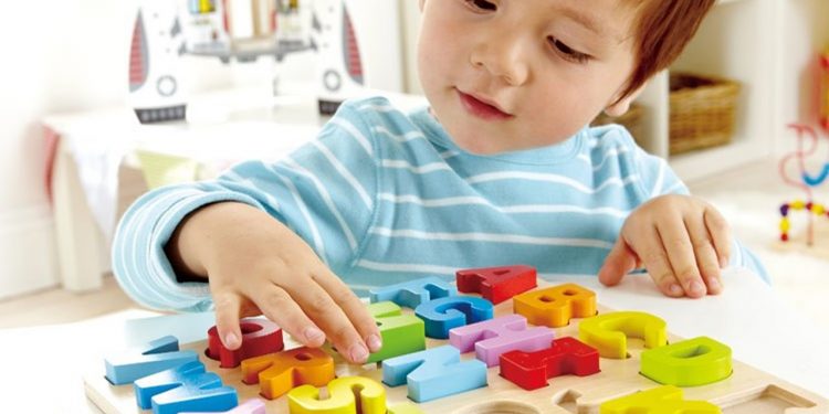 5 Tips Ampuh Untuk Mengajarkan Si Kecil Membaca dengan Cepat dan Mudah