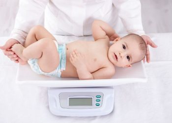 Kurva & Grafik Berat Badan Anak, Cek Berat Idealnya!