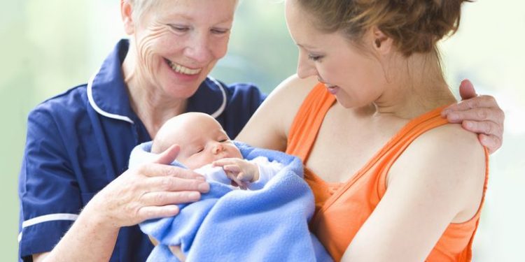 9 Perbedaan Merawat Si Kecil pada Zaman Now VS Zaman Dulu