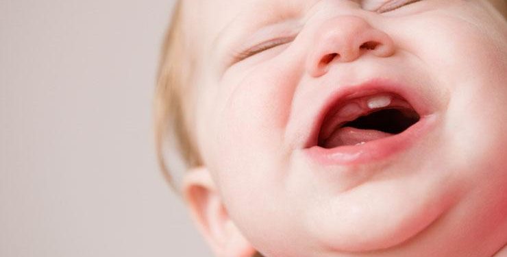 Yuk, Ikuti Tahapan Pertumbuhan Gigi Si Kecil!