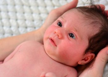 5 Pemeriksaan Setelah Bayi dibawa Pulang