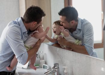 stimulasi bayi 4 -5 bulan