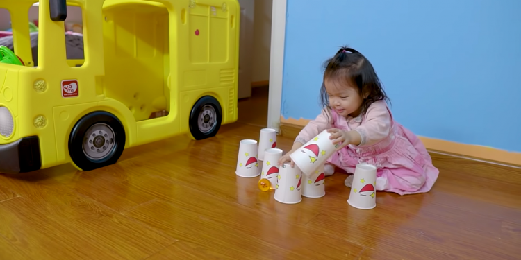 Permainan anak kreatif dan sederhana