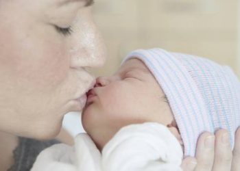 Kesalahan Merawat Bayi Baru Lahir yang Wajib Diketahui!