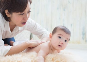 Berapa lama perlu melakukan tummy time