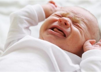 Bayi Bisa Kena Dehidrasi Meski Rutin Minum ASI Lho Mams!