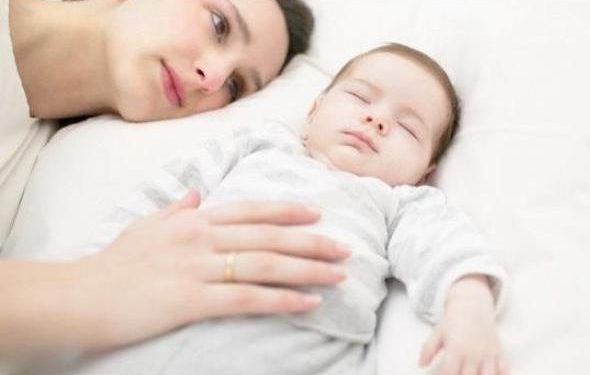7 Cara Menidurkan Bayi  Agar Anak Cepat Tidur Mamapapa id