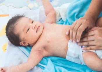 7 Cara Menidurkan Bayi Agar Anak Cepat Tidur!