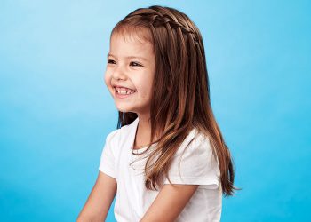 Gaya Rambut Kepang Berikut Bikin Si Kecil Makin Manis