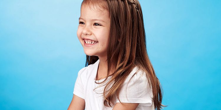 Gaya Rambut Kepang Berikut Bikin Si Kecil Makin Manis