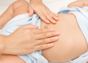 Bahan MPASI Ini Bikin Perut Bayi Kembung? Ketahui Yuk!