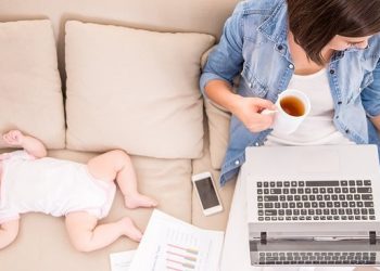 Ingin Semangat Kerja Setelah Cuti Melahirkan? Ini yang Mama Wajib Siapkan!