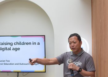 keluarga cerdas berinternet