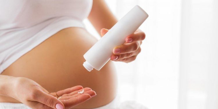 Hindari Bahan Skincare untuk Ibu Hamil ini Mams!