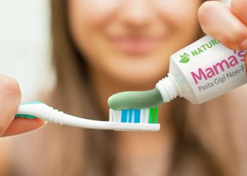 Gigi Sensitif Saat Hamil? Coba Pasta Gigi Ibu Hamil Ini Yuk!