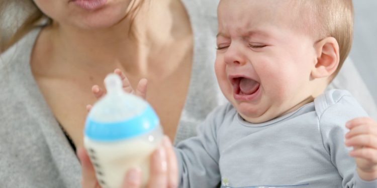 bayi rewel karena radang tenggorokan