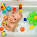Moms, Yuk Ketahui Idealnya Bayi Mandi Air Dingin!