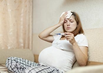 Terkena DBD Saat Hamil? Ini Risiko dan Penangannya!