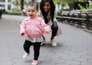 Kekacauan yang Indah pada Perkembangan Bayi 14 Bulan