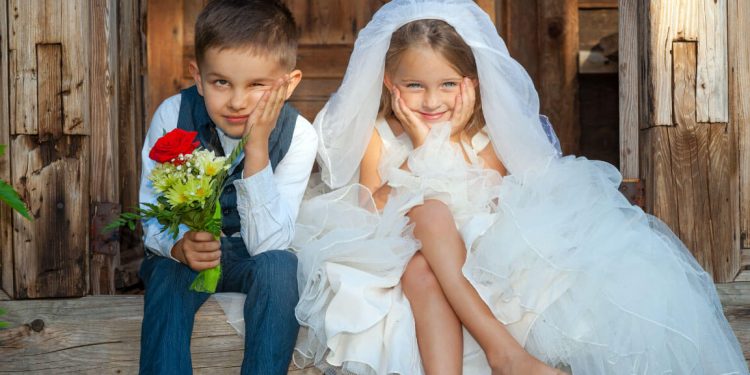 Artis dan Tren Nikah Muda? Jangan Tergesa-gesa!