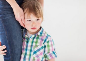 Bayi Menangis Histeris Saat Bertemu Orang? Kenapa Ya?