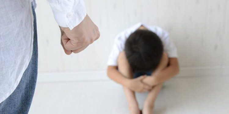 Viral Mama Cambuk Anak, Stop KDRT pada Anak!