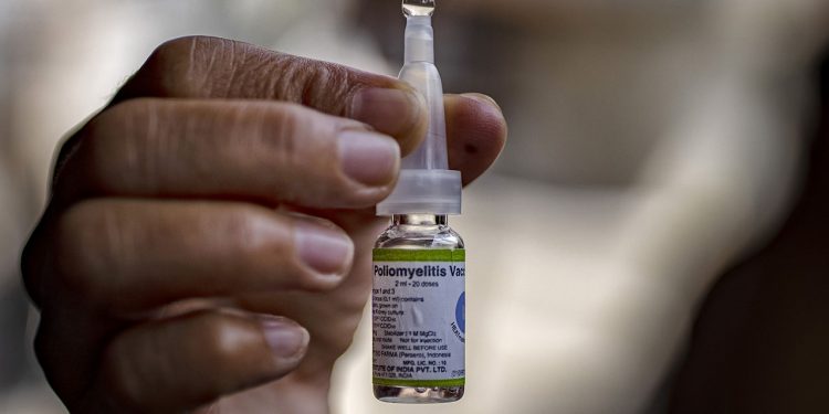 Imunisasi Saat Pandemi Tertunda Ancaman Polio Mengintai